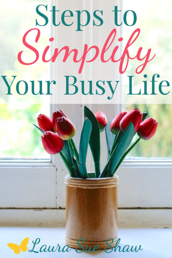 Here's how to simplify your life with 8 easy steps to get you started. If you’re ready to make lasting change, this will help!